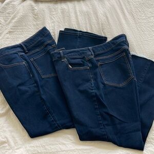 Bundle of 2 jeans 💙 dark wash